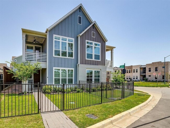 Primary Photo - Stylish, Upgraded 3-bedroom, 2.5 bathroom ...