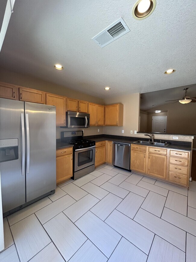 Building Photo - 9609 Vivaldi Trail NW