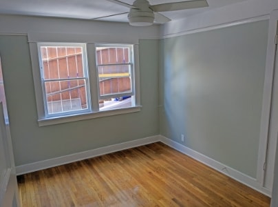 Building Photo - This Charming 1 Bed/1 Bath is All You!