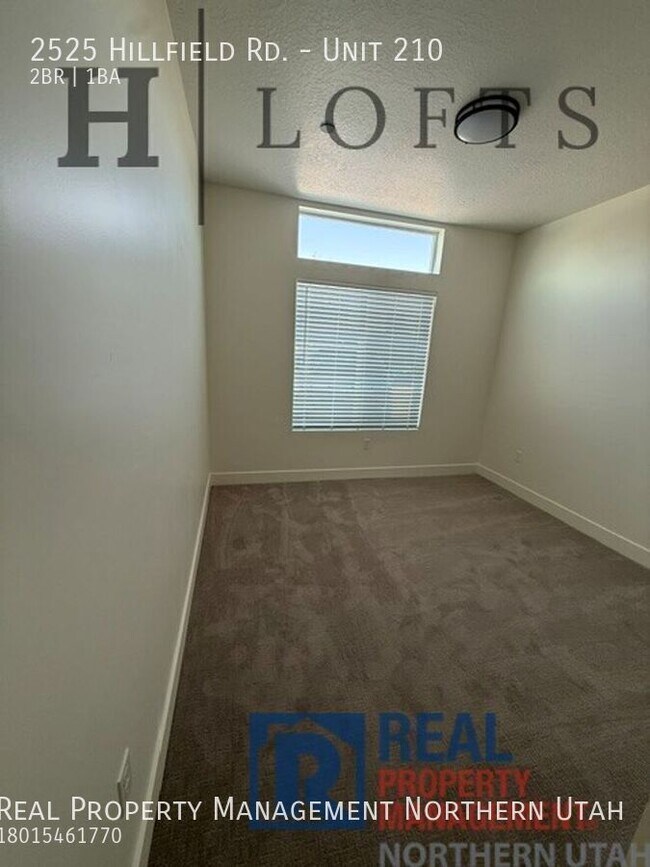Building Photo - 2525 Hillfield Rd.-Unit 210