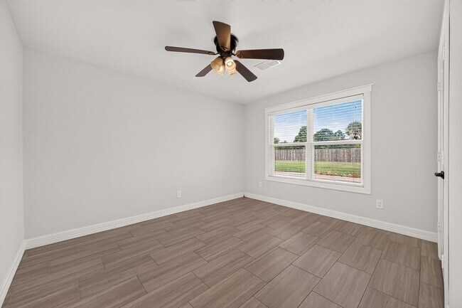 Building Photo - 13310 Boudreaux Estates Dr
