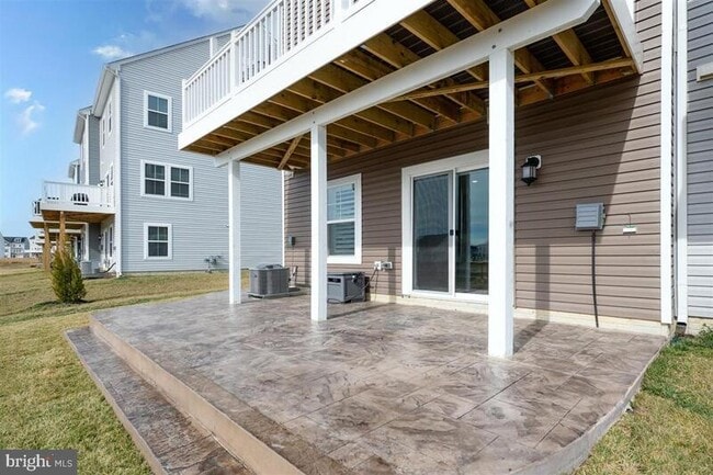 Building Photo - 35302 Wright Way