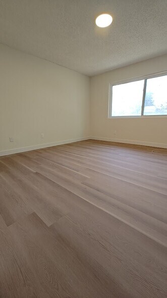 Building Photo - 1661 Aspen Village Way