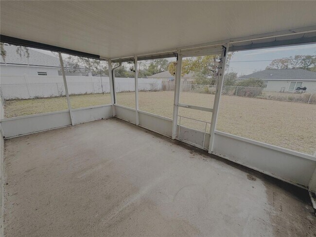 Building Photo - 3668 SW 133rd Loop