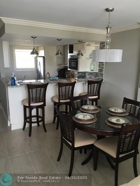 Building Photo - 1777 SE 15th St