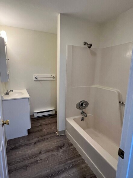 Building Photo - 2 Atlantic Ave