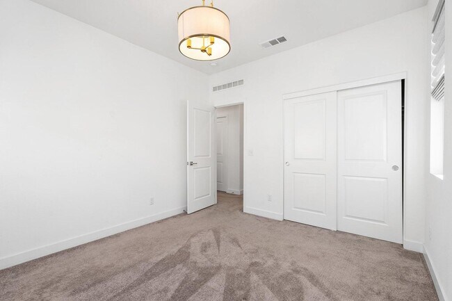 Building Photo - 76333 Trojan Dr