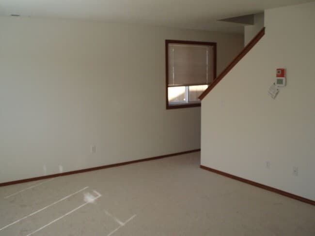 Building Photo - Hopkins - 1402