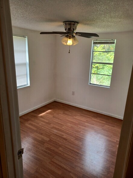Building Photo - 20704 Caboose Dr