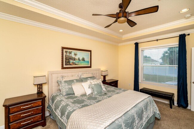 Building Photo - 1026 SW Ingrassina Ave