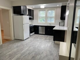 Building Photo - 6749 Juno St