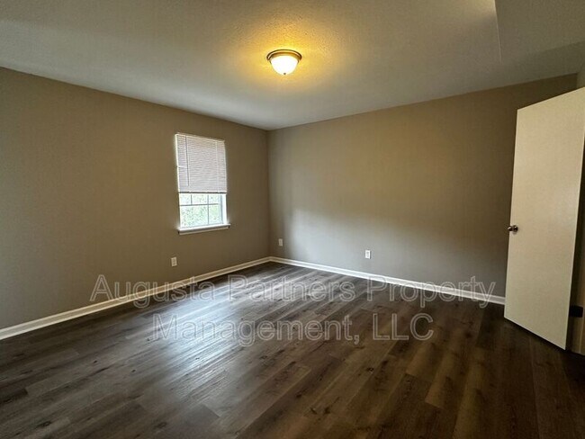 Building Photo - 4565 Rockdale Ct