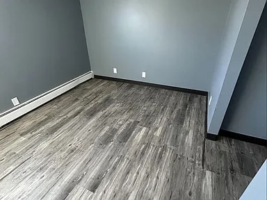 Building Photo - 2403 Grandview Pl