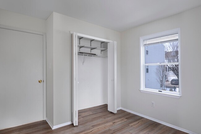 Building Photo - 191 Jonathon Dayton Ct