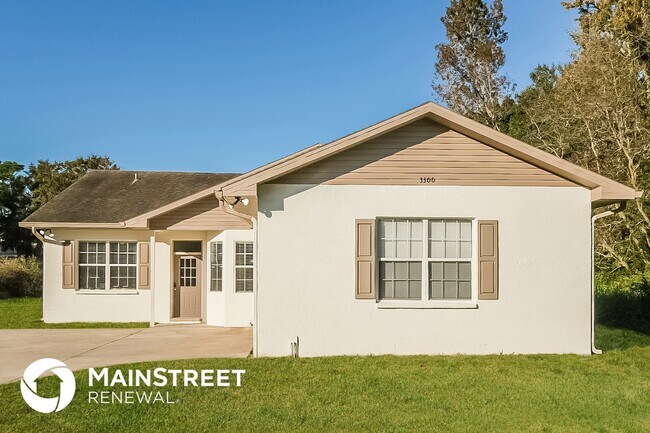 Building Photo - 3300 Hickman Ave