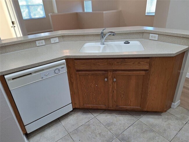 Building Photo - 3709 Parkridge Cir