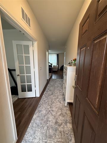 Building Photo - 909 Cormorant St