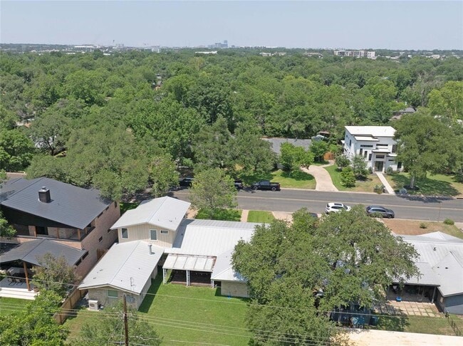 Building Photo - 2905 Greenlawn Pkwy