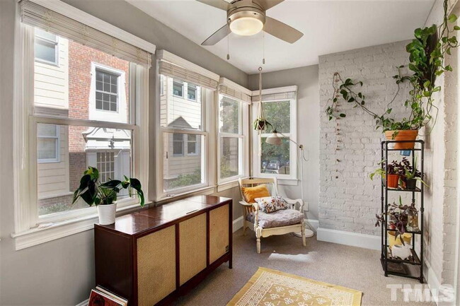 Building Photo - 235 McCauley St