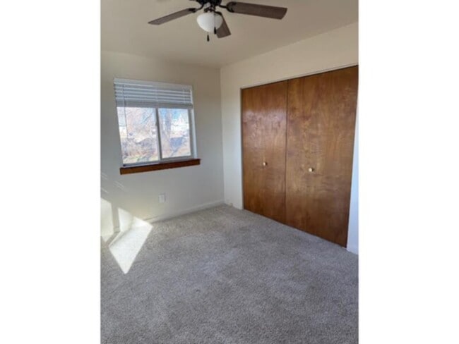 Building Photo - Beautiful Fruita Living!!