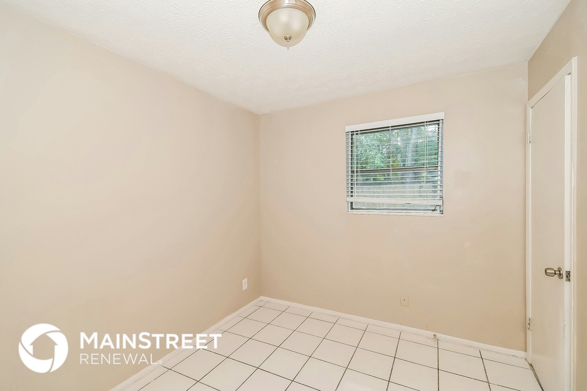 Building Photo - 6430 Lucente Dr