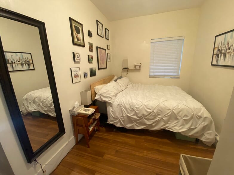 Bedroom 2 - 3117 College Ave