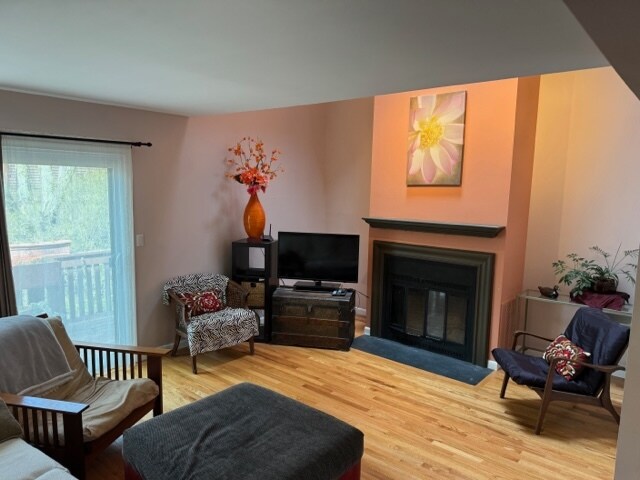 Livingroom (fireplace and slider shown) - 3 Wickhams Fancy