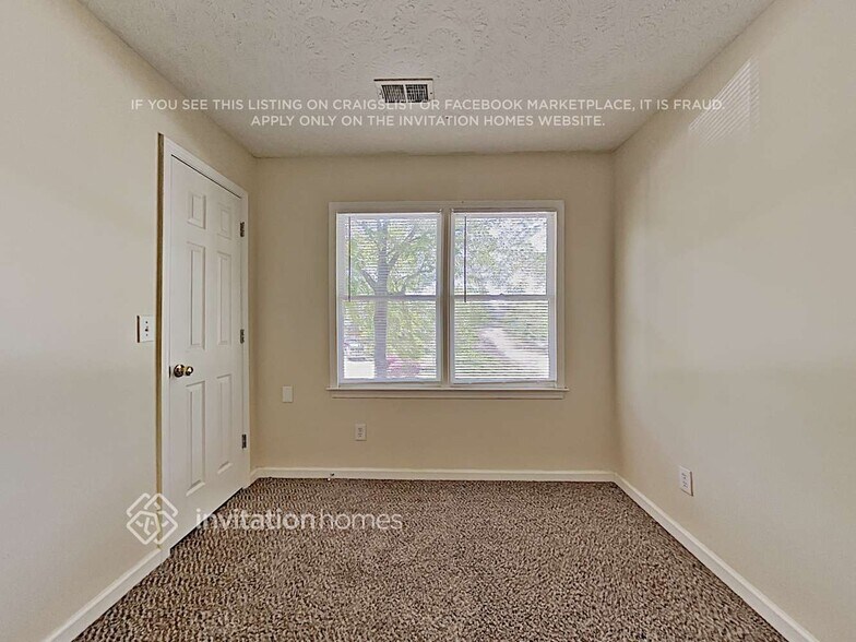 Building Photo - 15 Dunning Keep