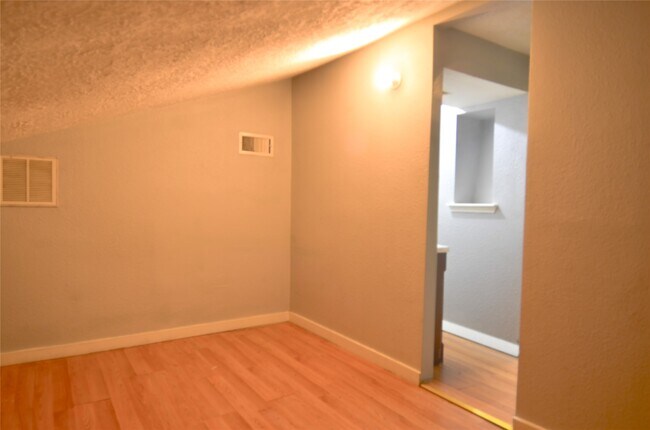 Building Photo - 1282 Hopper Rd