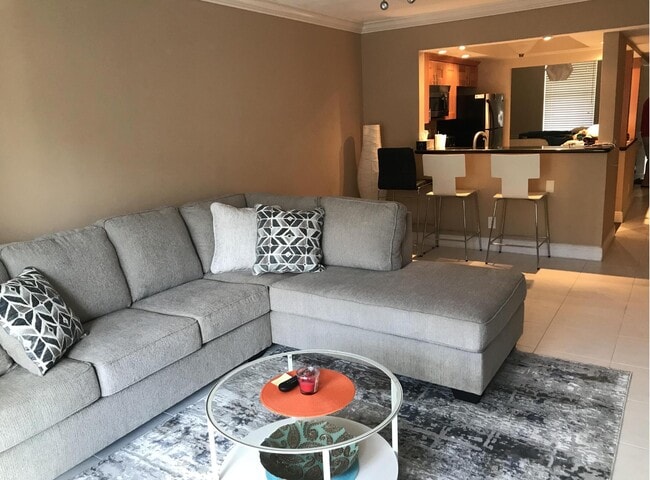 Building Photo - 777 S Federal Hwy