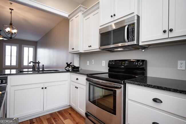 Building Photo - 83 Charter Oak Dr