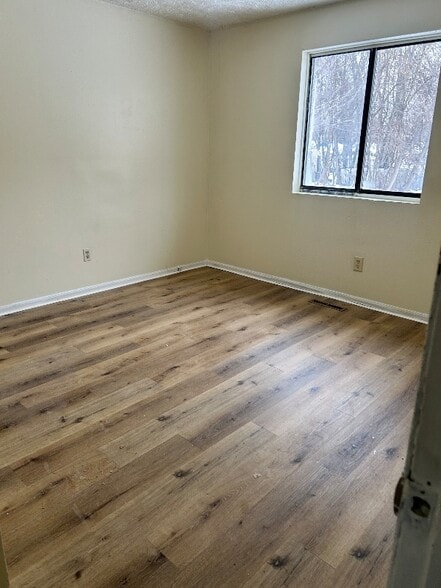 Building Photo - 2614 Reo Rd