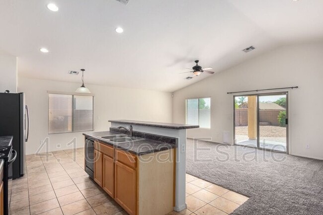 Building Photo - 34808 N Barzona Trail