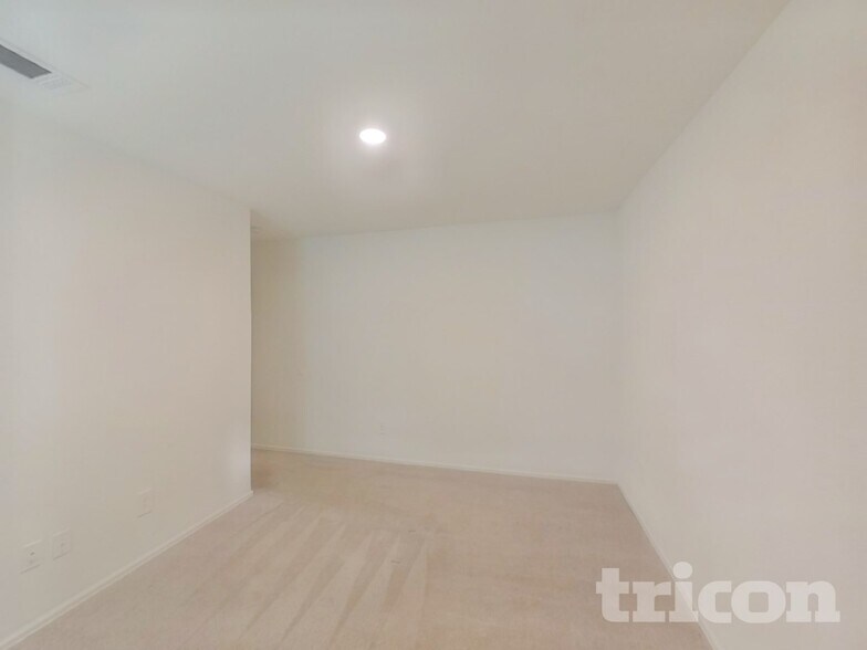 Building Photo - 17527 Grand Fir Ln