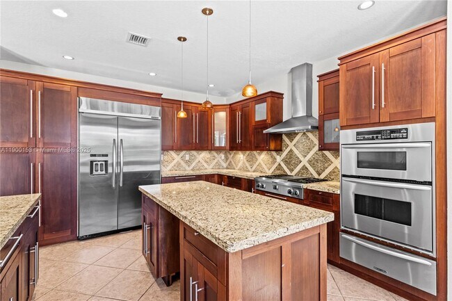 Building Photo - 2080 SW 152nd Pl