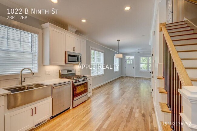 Building Photo - 1022 9th St