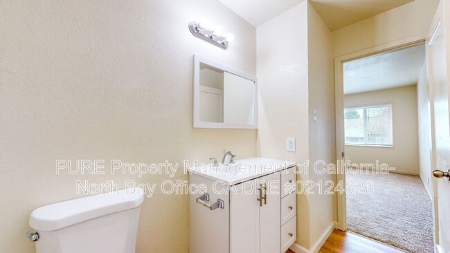 Building Photo - 4942 Sonoma Hwy