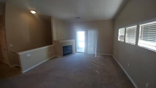 Building Photo - 9463 Ashbury Cir #203