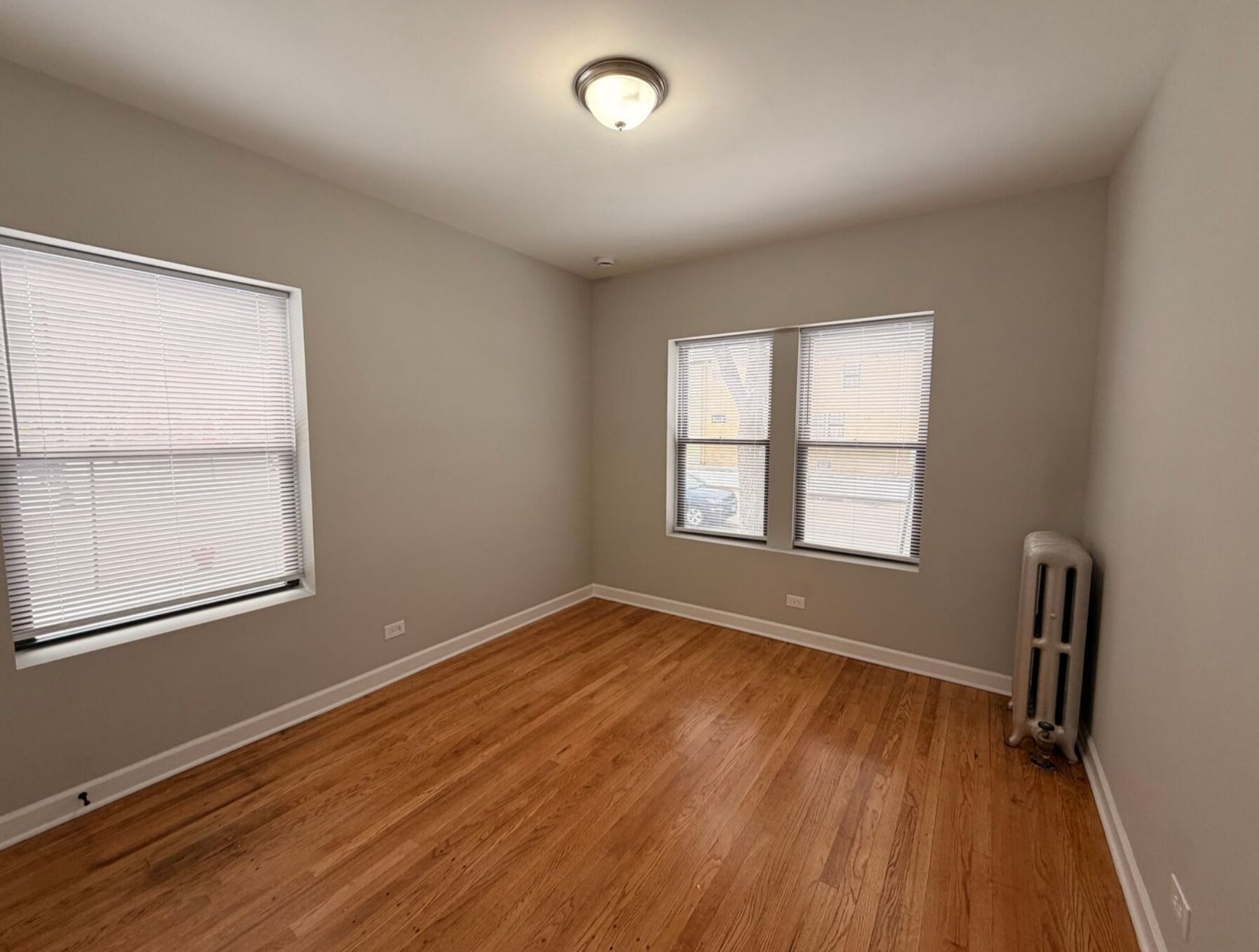 Building Photo - 2609 N Kostner Ave