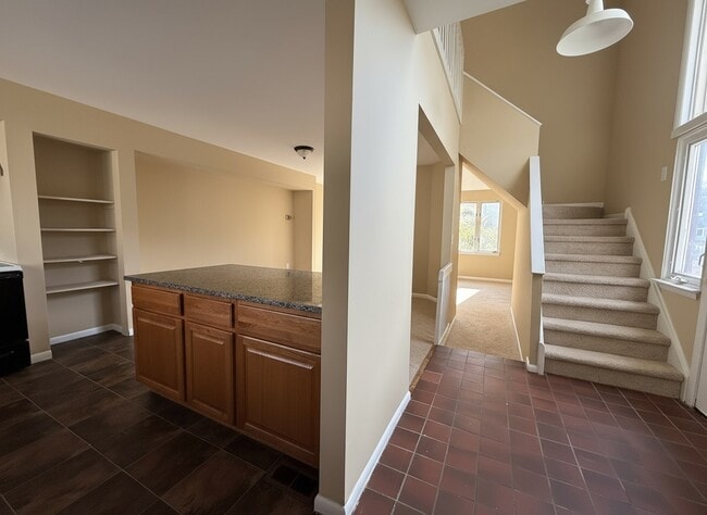 Building Photo - 110 Hamlet Dr