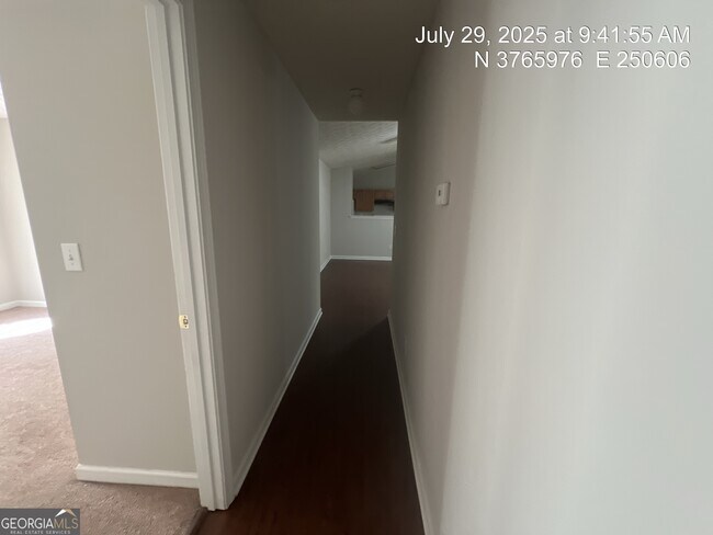 Building Photo - 413 Shenandoah Ct