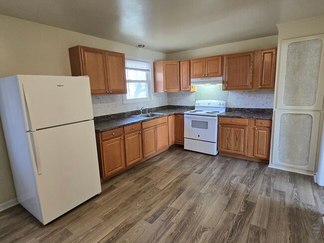 Building Photo - 3800 Walmsley Blvd