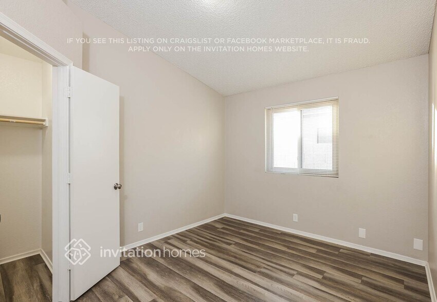 Building Photo - 15306 N 85th Dr