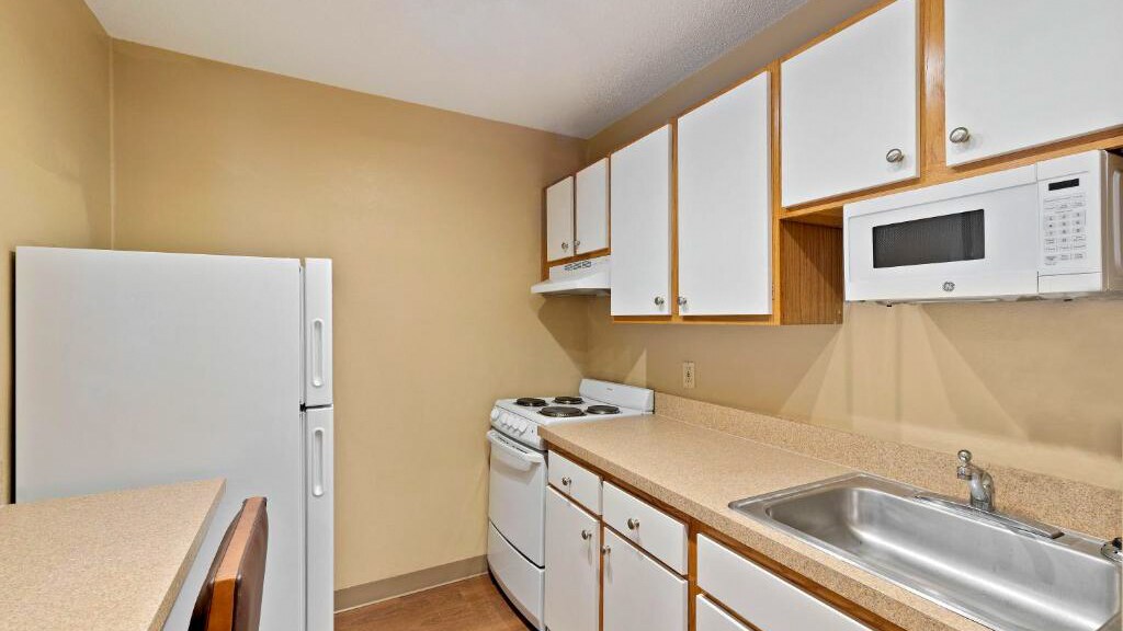 Building Photo - 5830 Westpark Dr