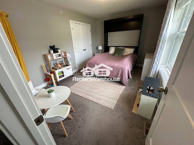 Building Photo - 5651 Cattail Ct NE