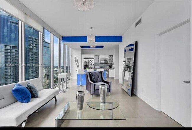 Building Photo - 888 Biscayne Blvd