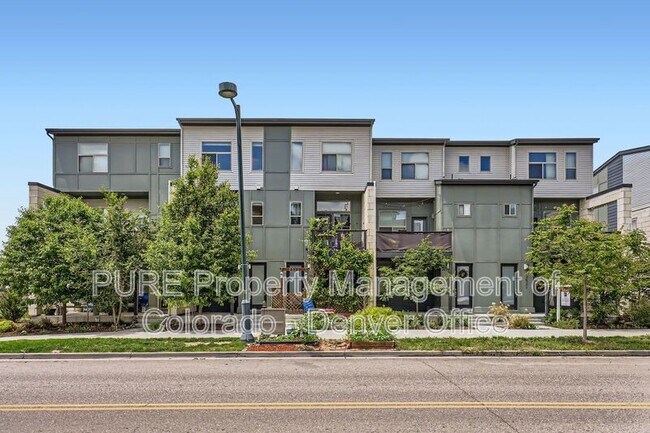 Building Photo - 2507 N Moline St