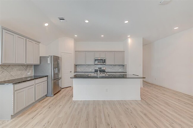 Building Photo - 3718 Whirling Wy