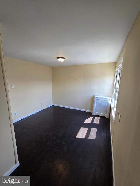 Building Photo - 7129 Seaford Ave