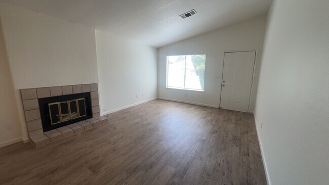 Building Photo - 2860 St Phillip Dr